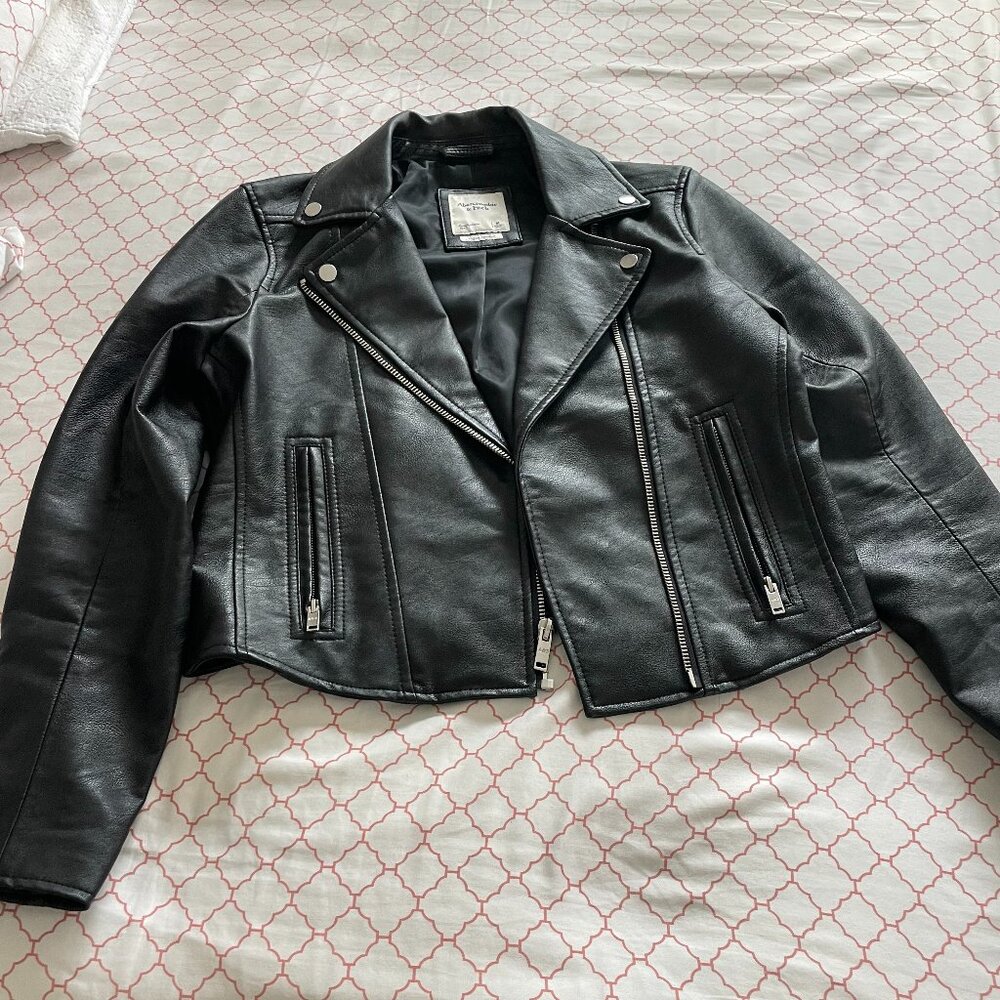 Abercrombie Vegan Leather Jacket (Size M)